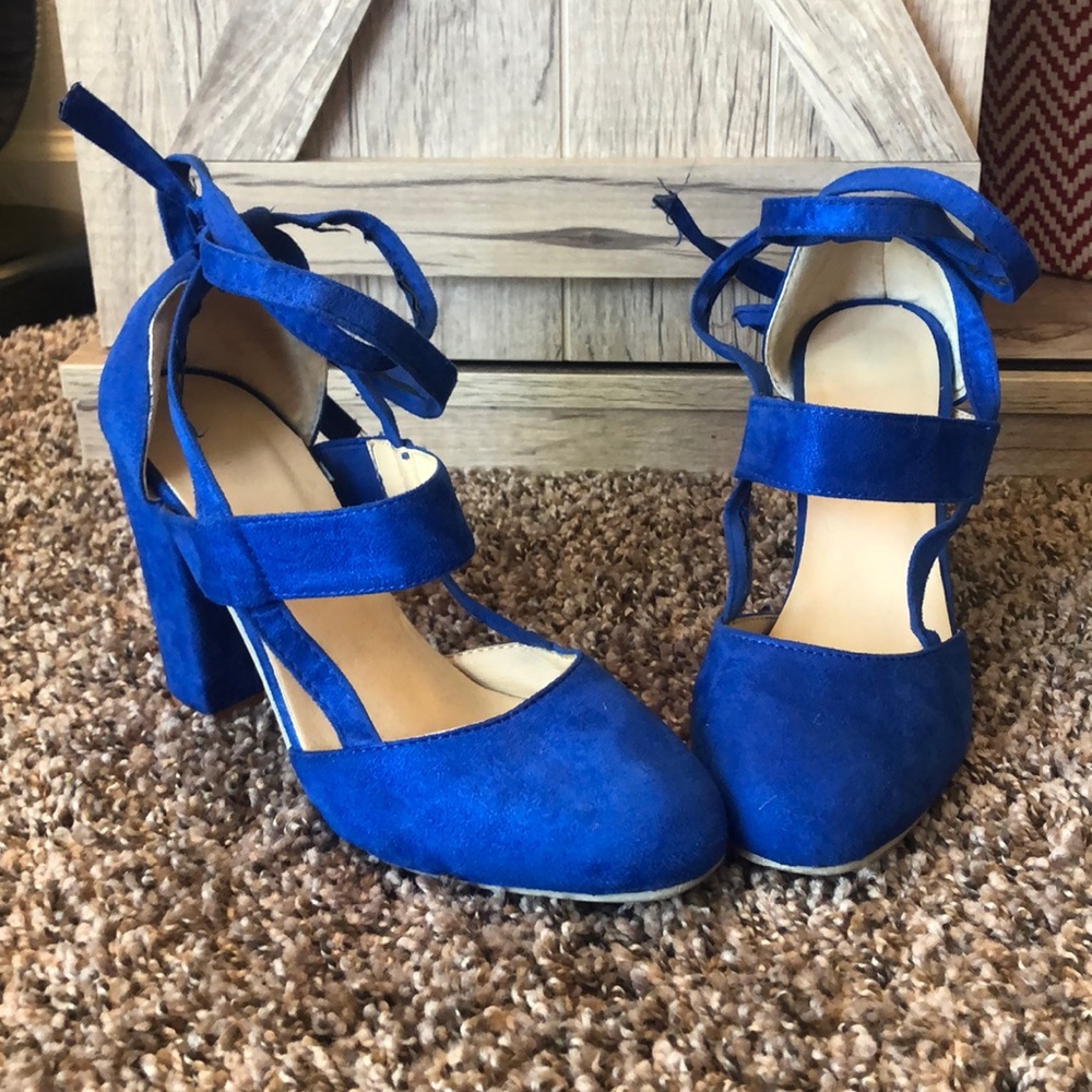 Blue chunky heels